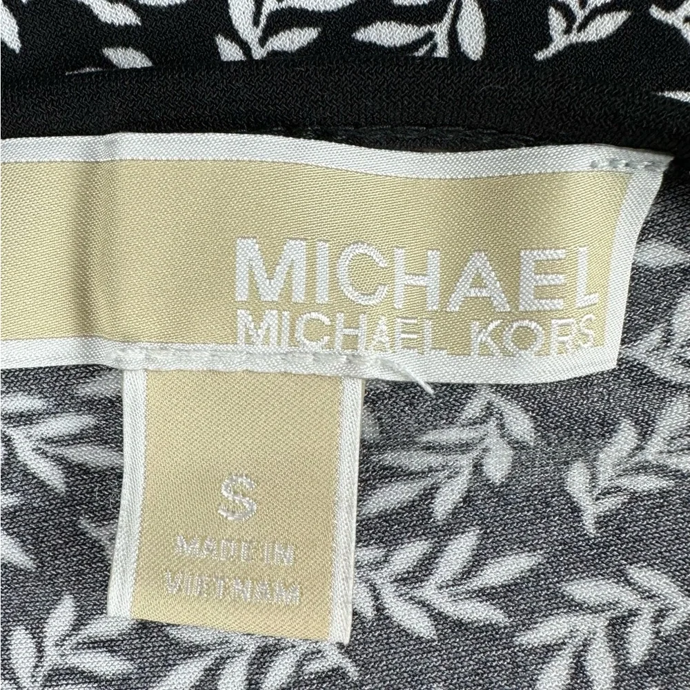 🌟 SALE 🌟 Michael Kors Black and White Leaf Pattern Dress Size S
